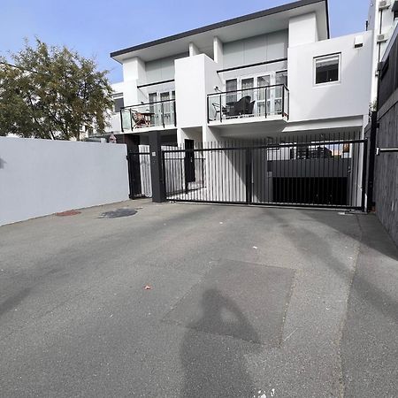 Latimer Loft - Christchurch Holiday Homes Ngoại thất bức ảnh