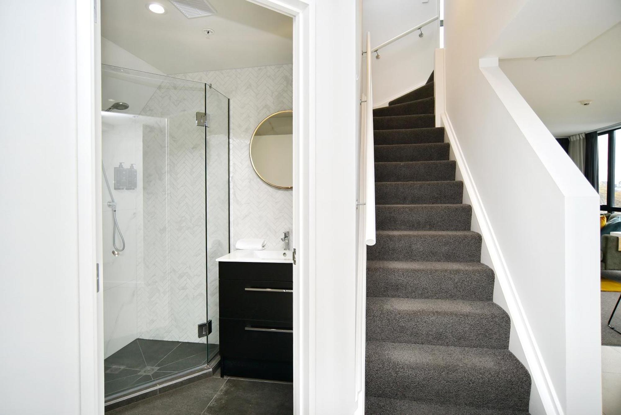 Latimer Loft - Christchurch Holiday Homes Ngoại thất bức ảnh