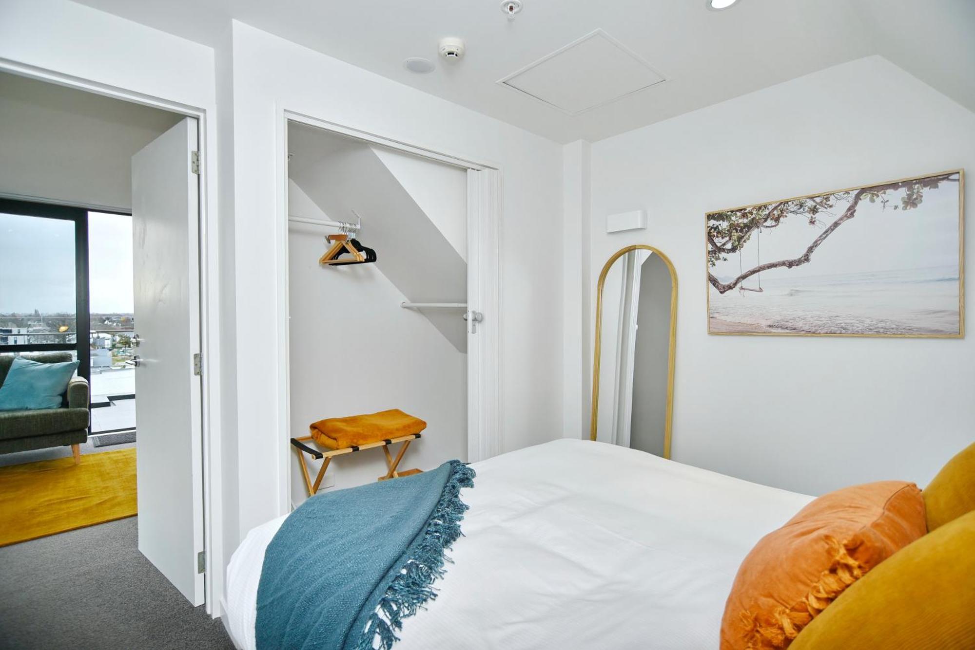 Latimer Loft - Christchurch Holiday Homes Ngoại thất bức ảnh