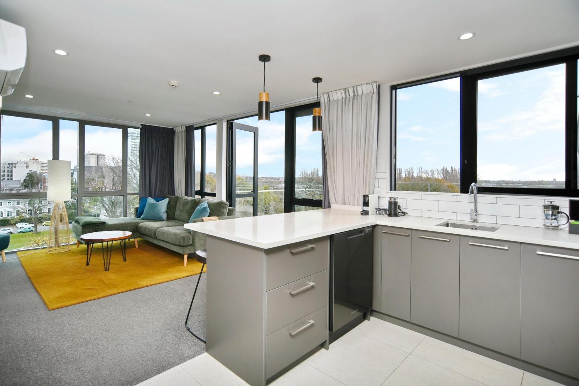 Latimer Loft - Christchurch Holiday Homes Ngoại thất bức ảnh